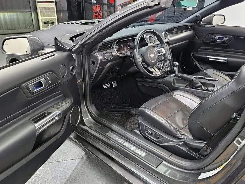 Ford Mustang 2.3 - САМО 30% АВАНС, снимка 10 - Автомобили и джипове - 56293287