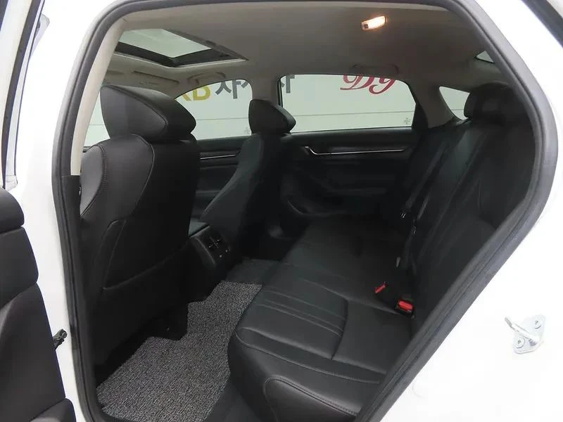 Honda Accord, снимка 6 - Автомобили и джипове - 56690078