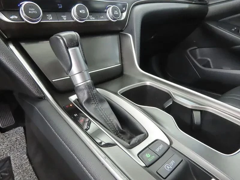 Honda Accord, снимка 11 - Автомобили и джипове - 56690078
