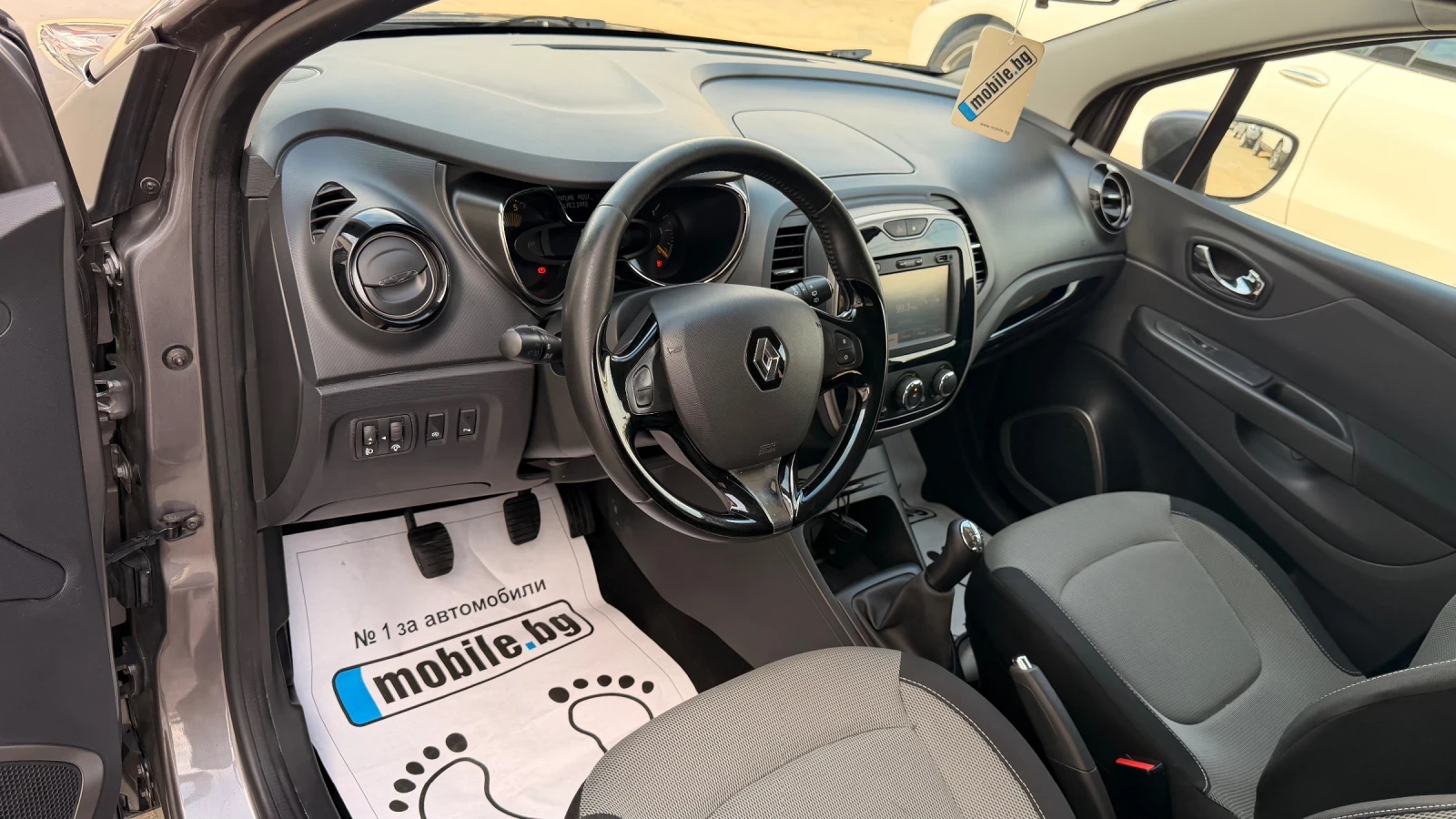Renault Captur 1.5dci * Navi* * NOVA* UNIKAT* , снимка 7 - Автомобили и джипове - 38847015