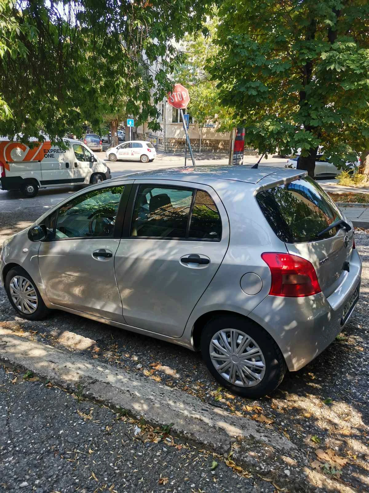 Toyota Yaris  - изображение 5