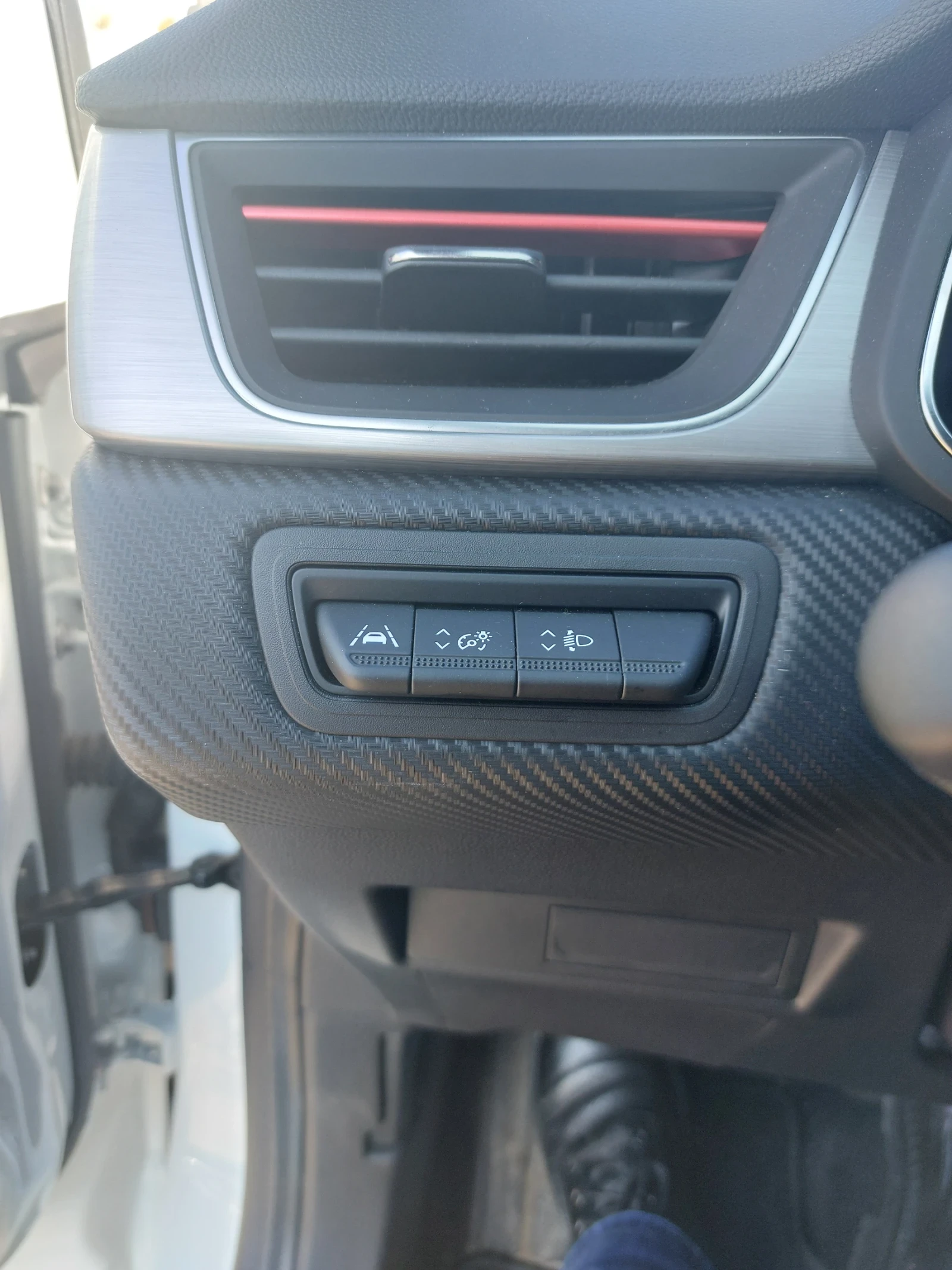 Renault Captur TCe 160 EDC7 R.S Line - изображение 9