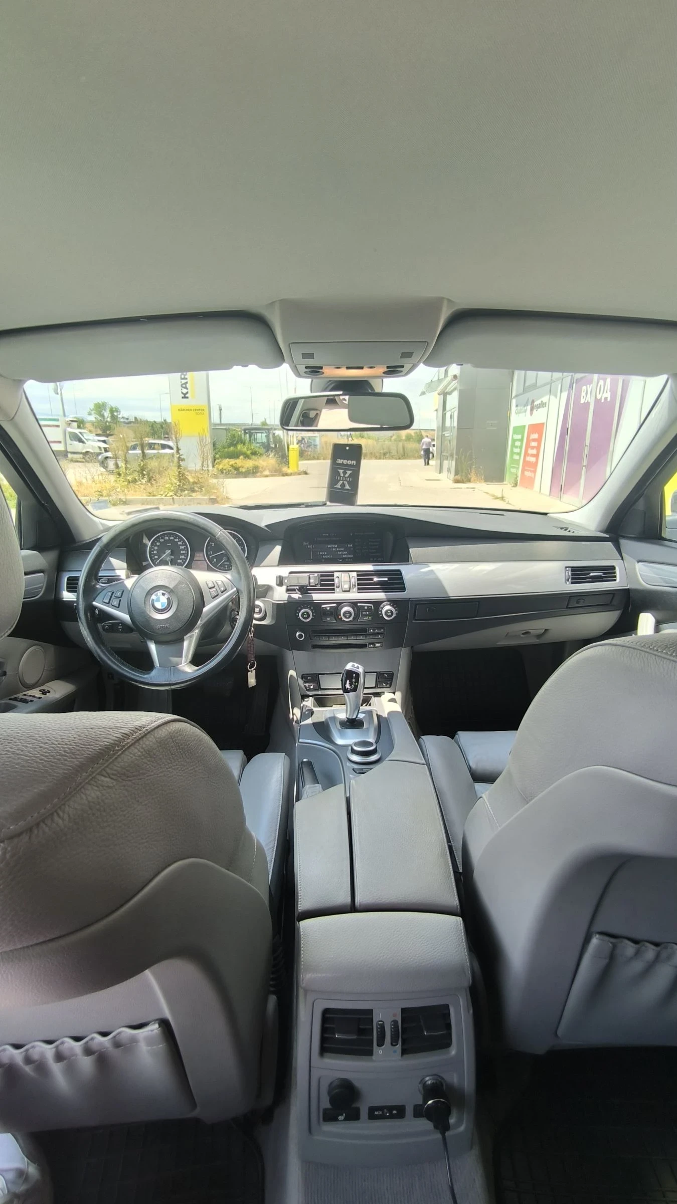 BMW 525 525 XI (3 литров) - изображение 8