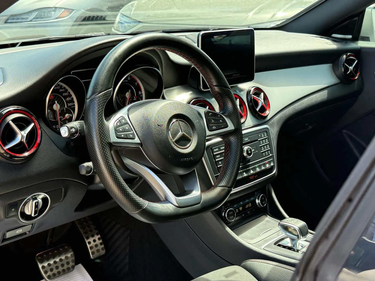 Mercedes-Benz CLA 45 AMG АВТОКРЕДИТ - изображение 6