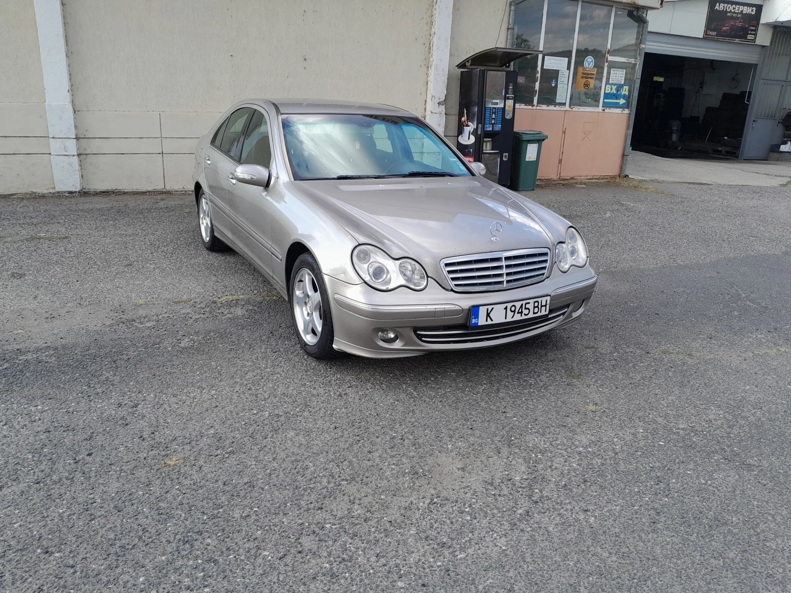 Mercedes-Benz C 220  - изображение 5