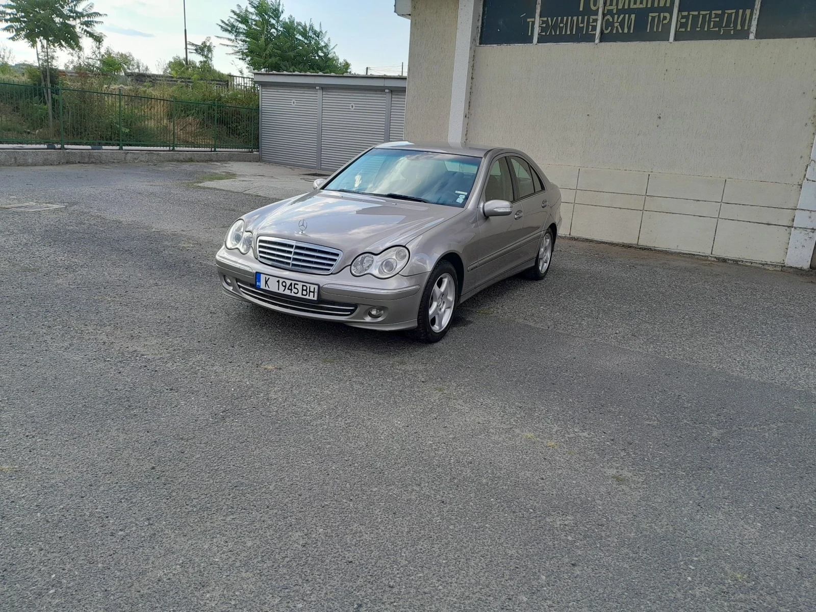 Mercedes-Benz C 220  - изображение 10