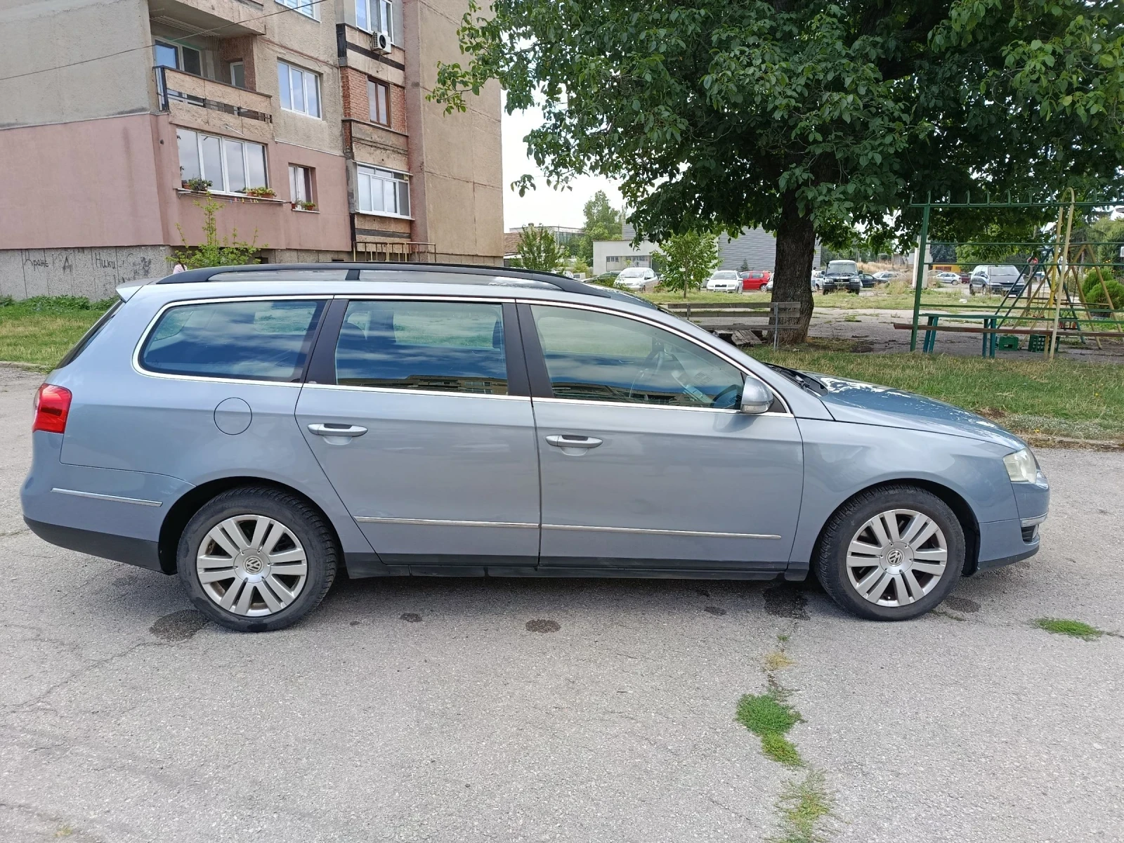 VW Passat 2.0 TDI CR 140hp Euro 5 - изображение 5