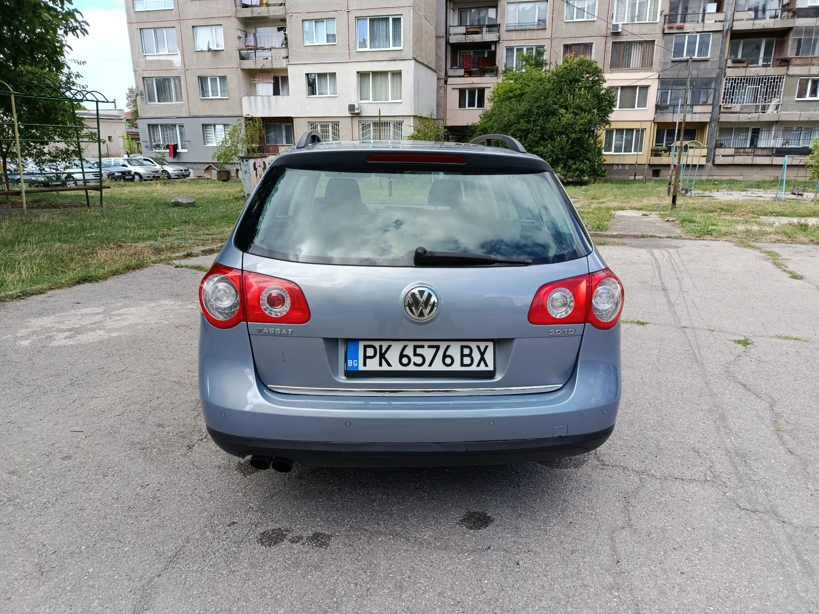 VW Passat 2.0 TDI CR 140hp Euro 5 - изображение 4