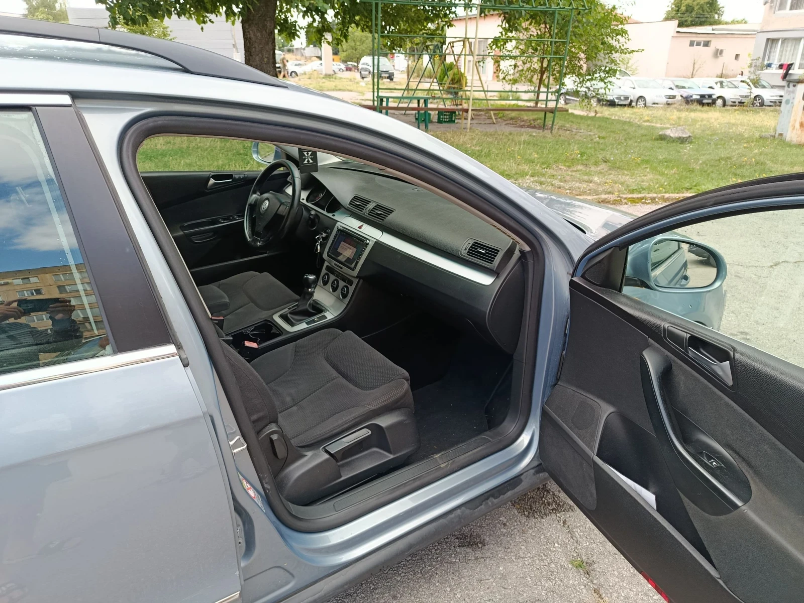 VW Passat 2.0 TDI CR 140hp Euro 5 | Mobile.bg   14