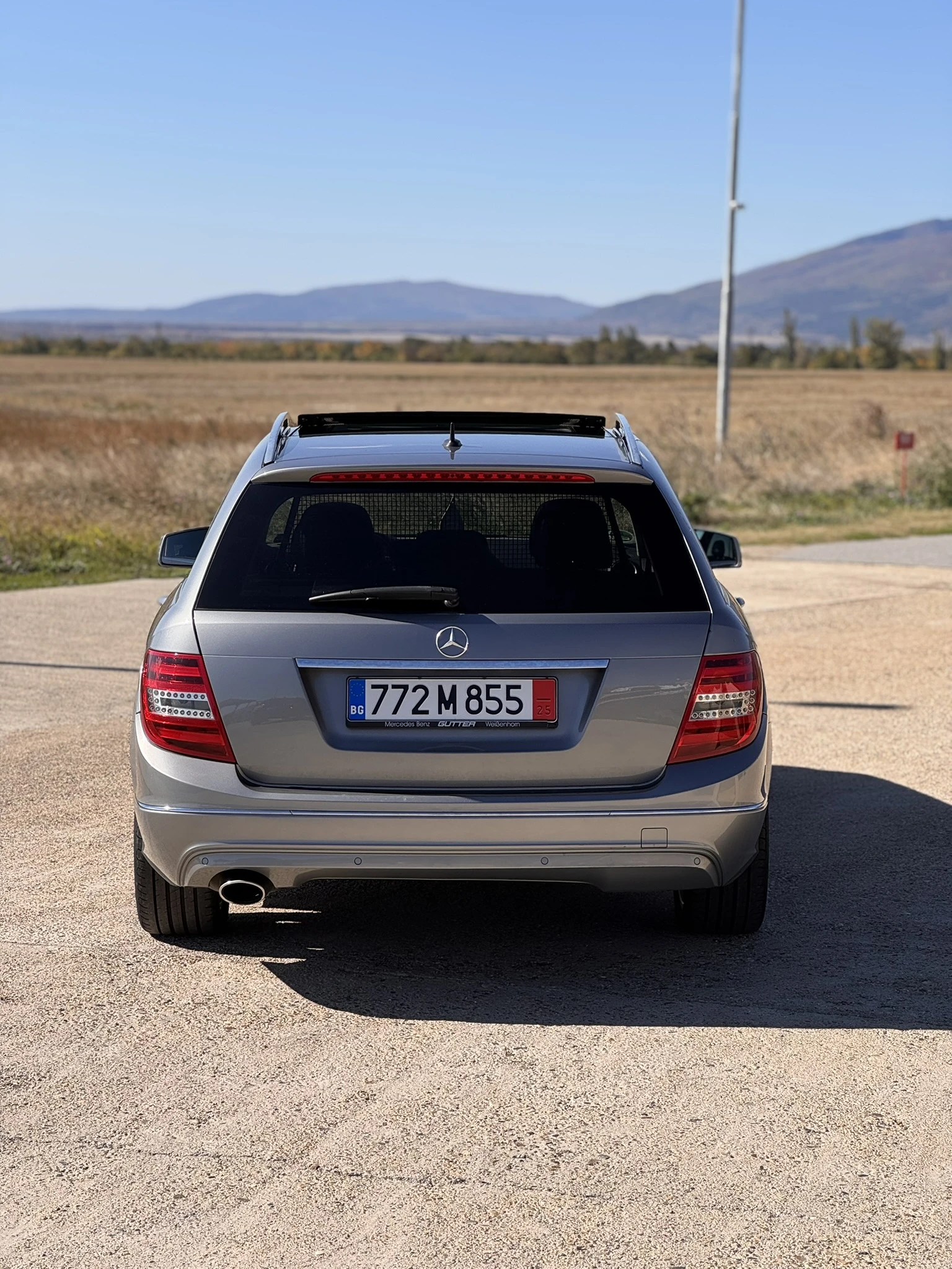 Mercedes-Benz C 250 Avantgarde Панорама Harman-Kardon - изображение 4