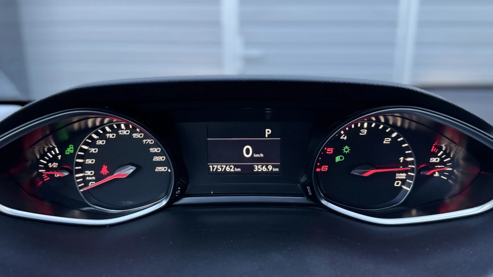 Peugeot 308 2.0 Allure 150   | Mobile.bg   5