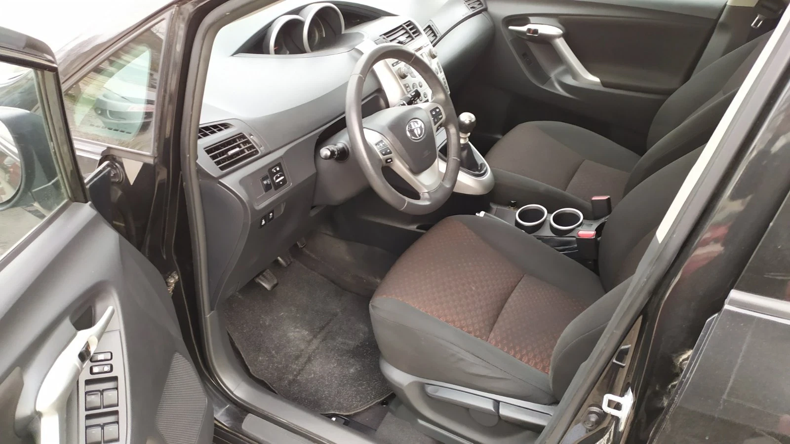 Toyota Verso D4D 124kc - изображение 6