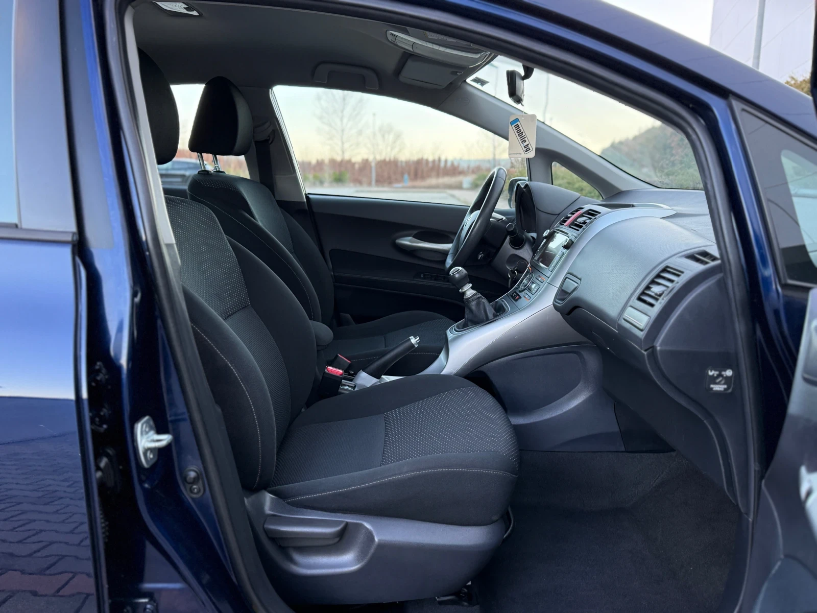 Toyota Auris 1.6i-132К.С. ФЕЙСЛИФТ НАВИГАЦИЯ КАМЕРА ОТЛИЧНА - изображение 8