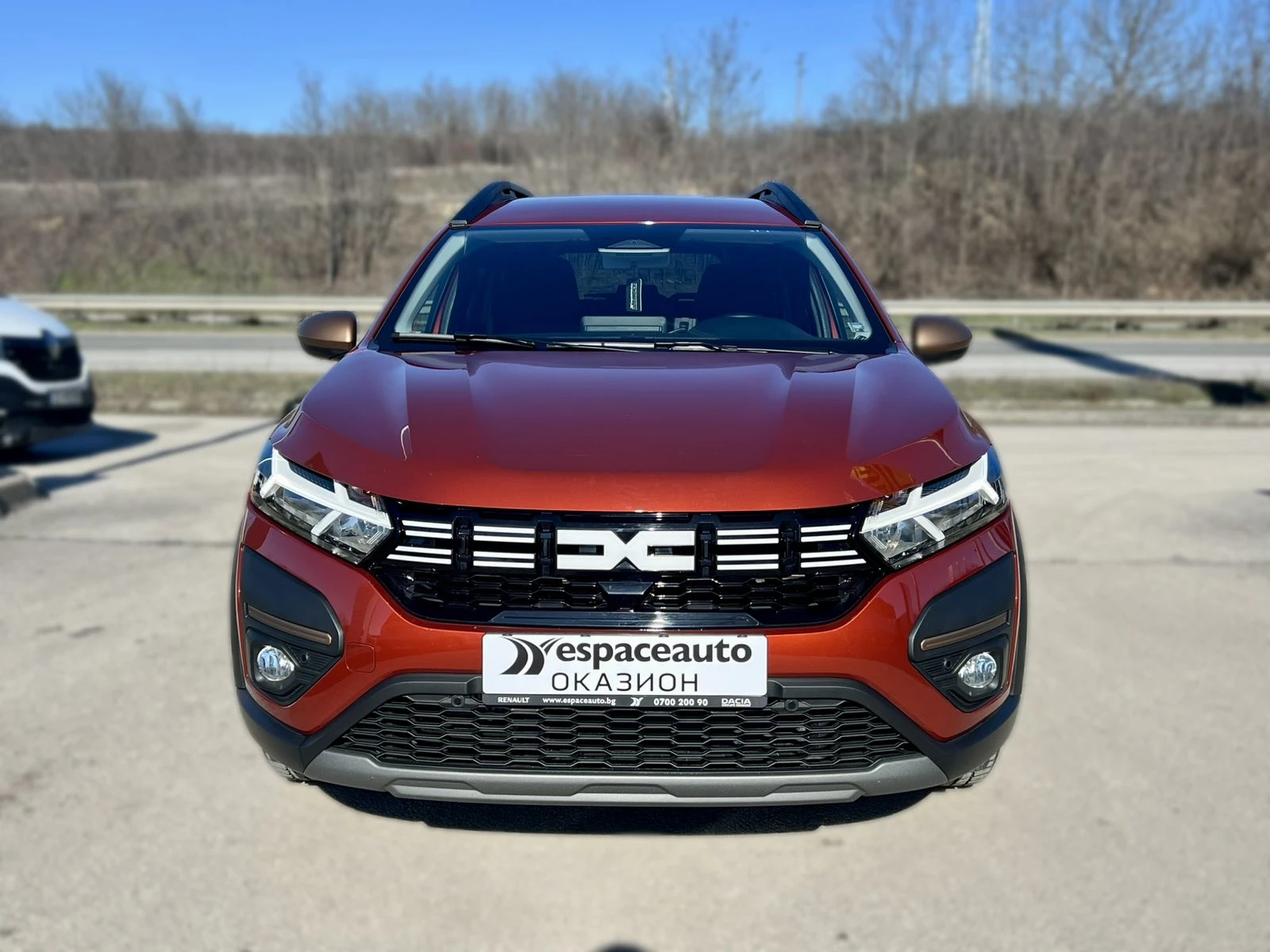 Dacia Jogger EXTREME / 1.0 TCe / Eco-G 100 / 6+ 1 / ГАРАНЦИЯ - изображение 2