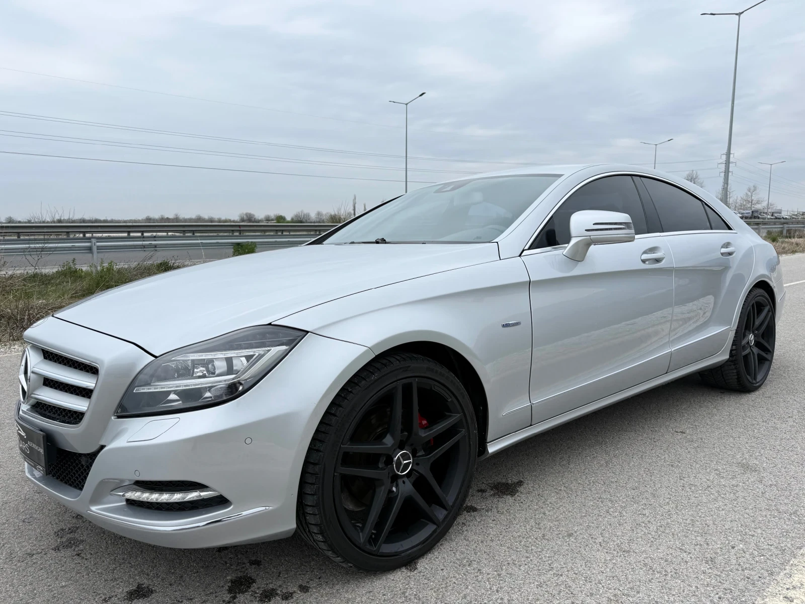 Mercedes-Benz CLS 350 CDI / LED / KOJA / NAVI / CAMERA /XENON 162 000km , снимка 3 - Автомобили и джипове - 53710759