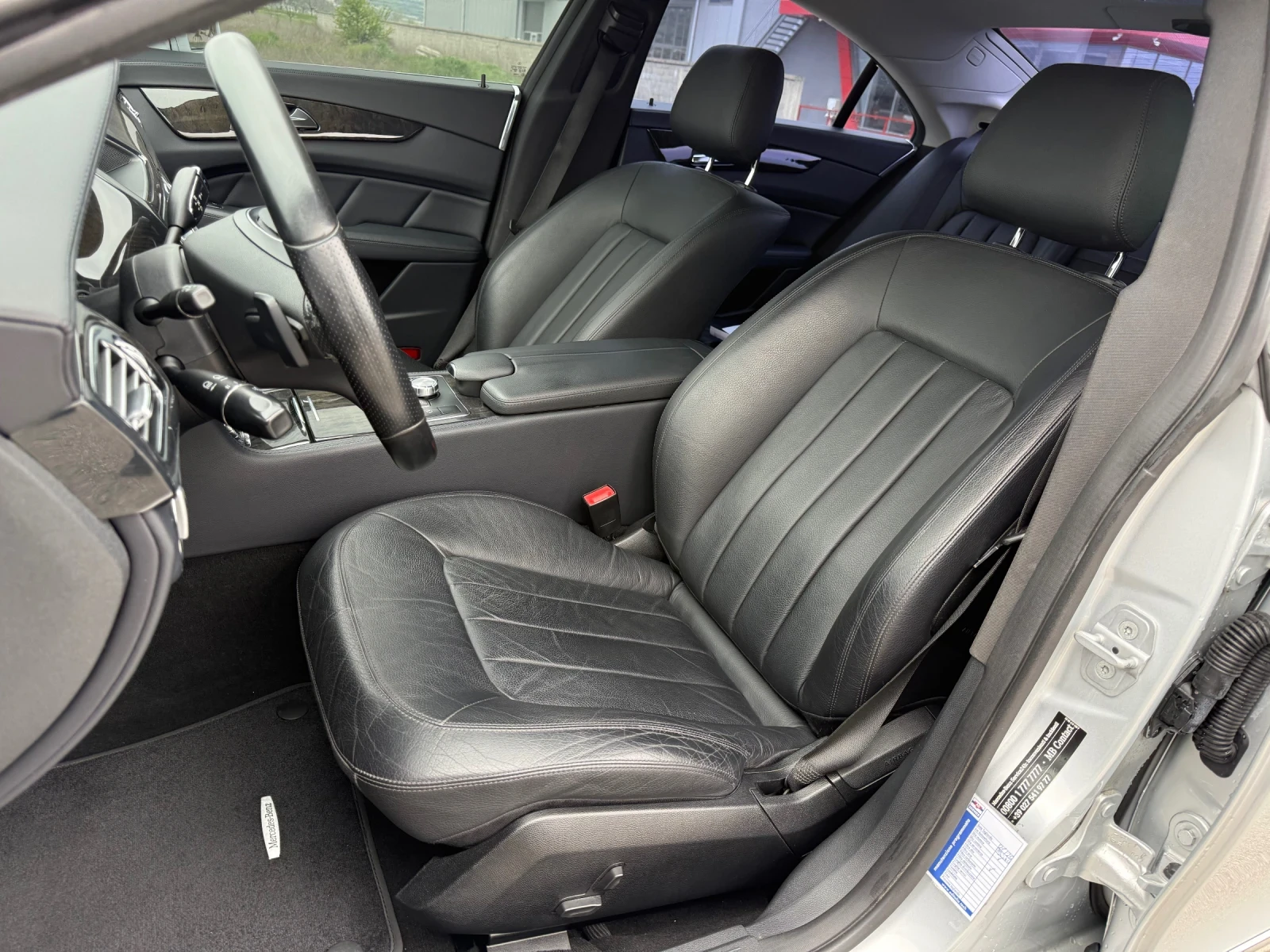 Mercedes-Benz CLS 350 CDI / LED / KOJA / NAVI / CAMERA /XENON 162 000km , снимка 9 - Автомобили и джипове - 53710759