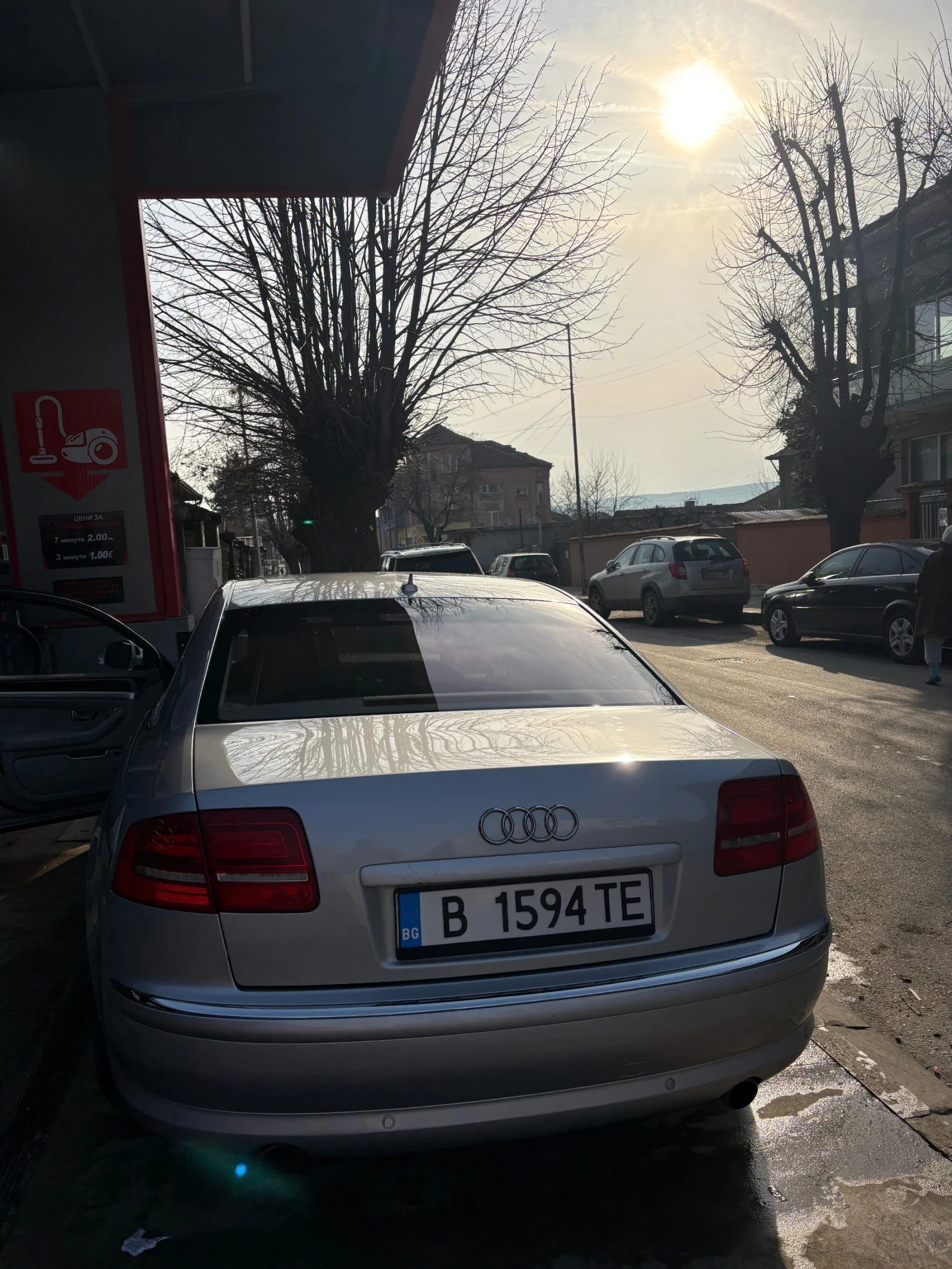 Audi A8 4.2 FSI, снимка 3 - Автомобили и джипове - 53745701