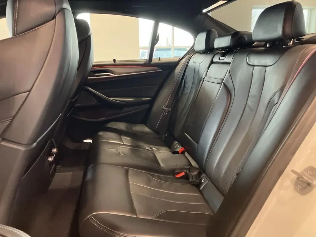 BMW M5 Competition, снимка 13 - Автомобили и джипове - 54494401