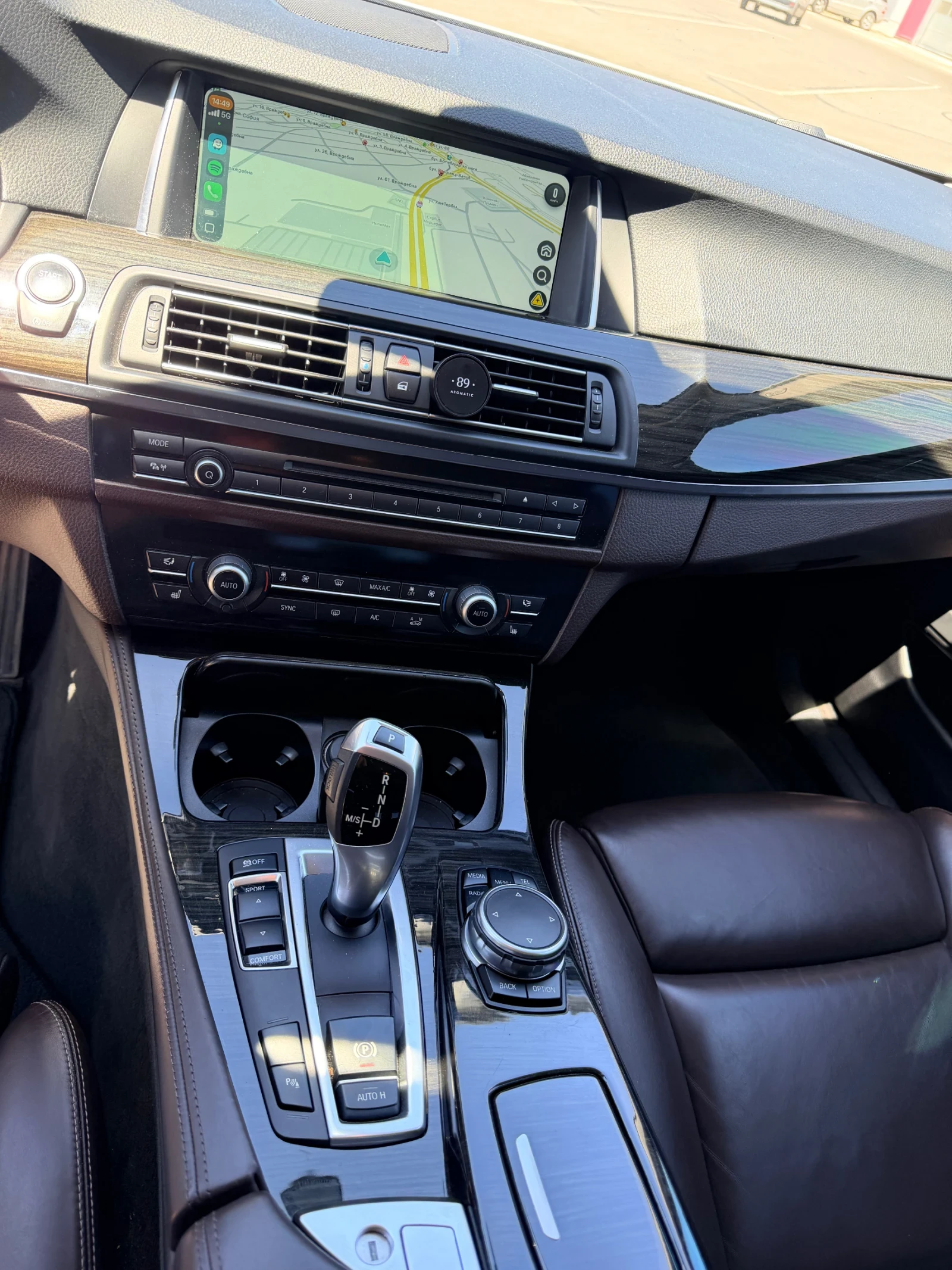 BMW 530 F11 | HUD | Full LED | Soft Close, снимка 13 - Автомобили и джипове - 54907127