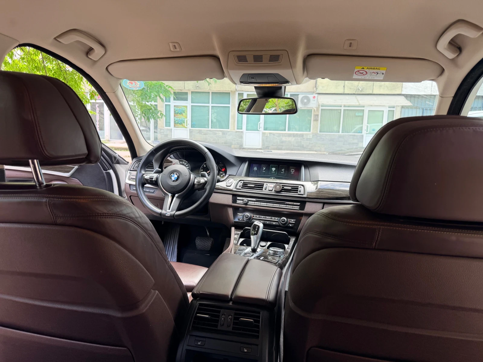 BMW 530 530d | F11 | HUD | Full LED | Soft Close, снимка 10 - Автомобили и джипове - 54704939