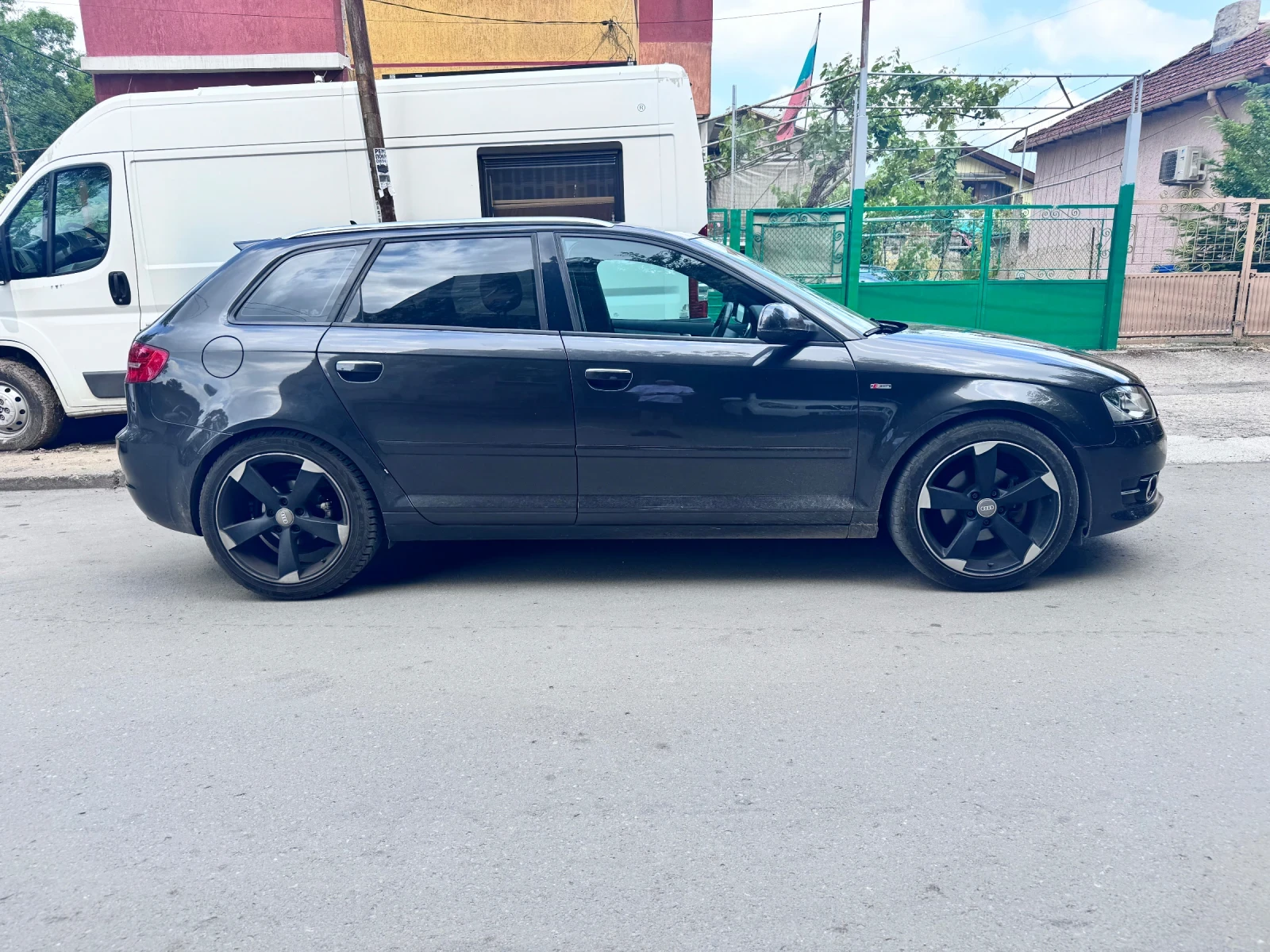 Audi A3 Sportback 1.4 tfsi S-Line, снимка 2 - Автомобили и джипове - 54793191