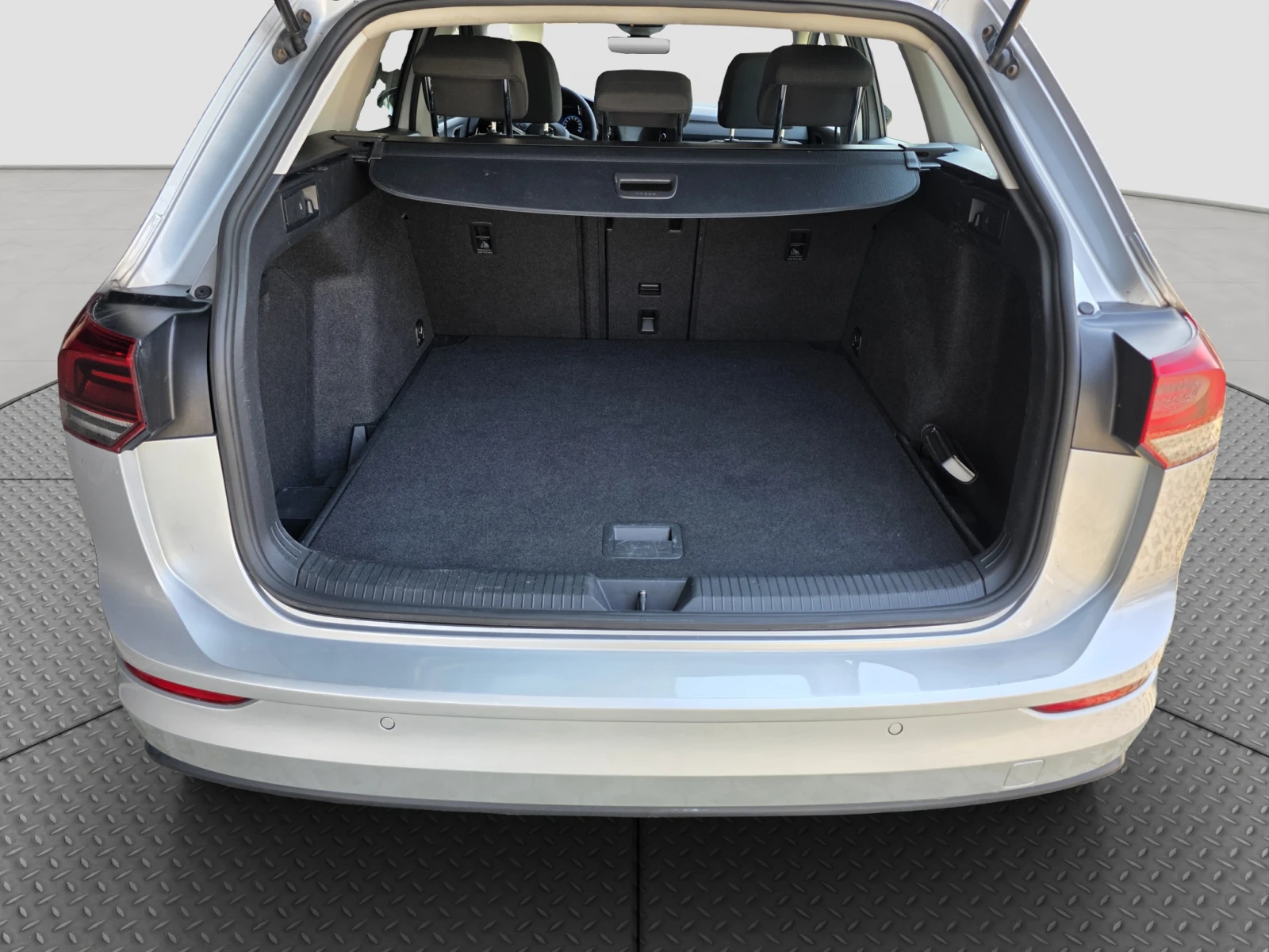 VW Golf 2.0 TDI DSG, снимка 14 - Автомобили и джипове - 55142838