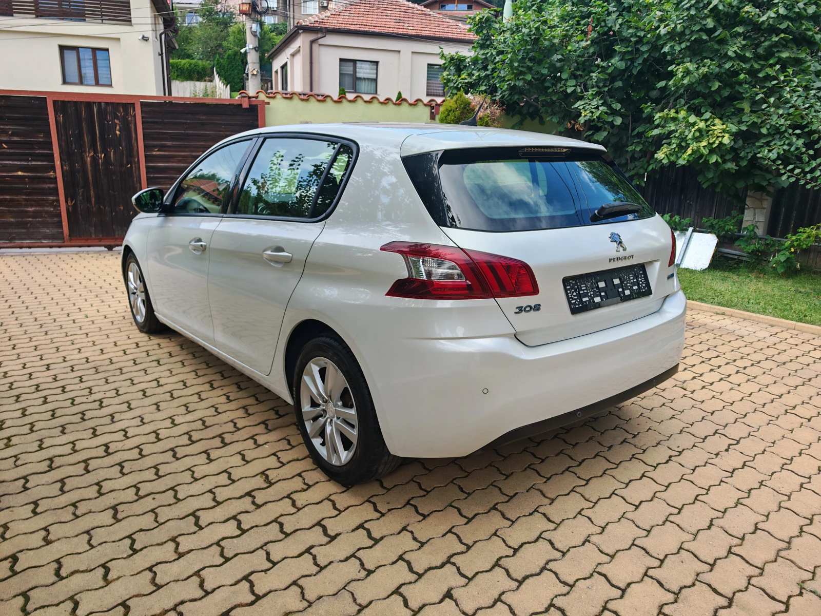 Peugeot 308 = = = 2.0 HDI-АВТОМАТИК= = = , снимка 6 - Автомобили и джипове - 55359272