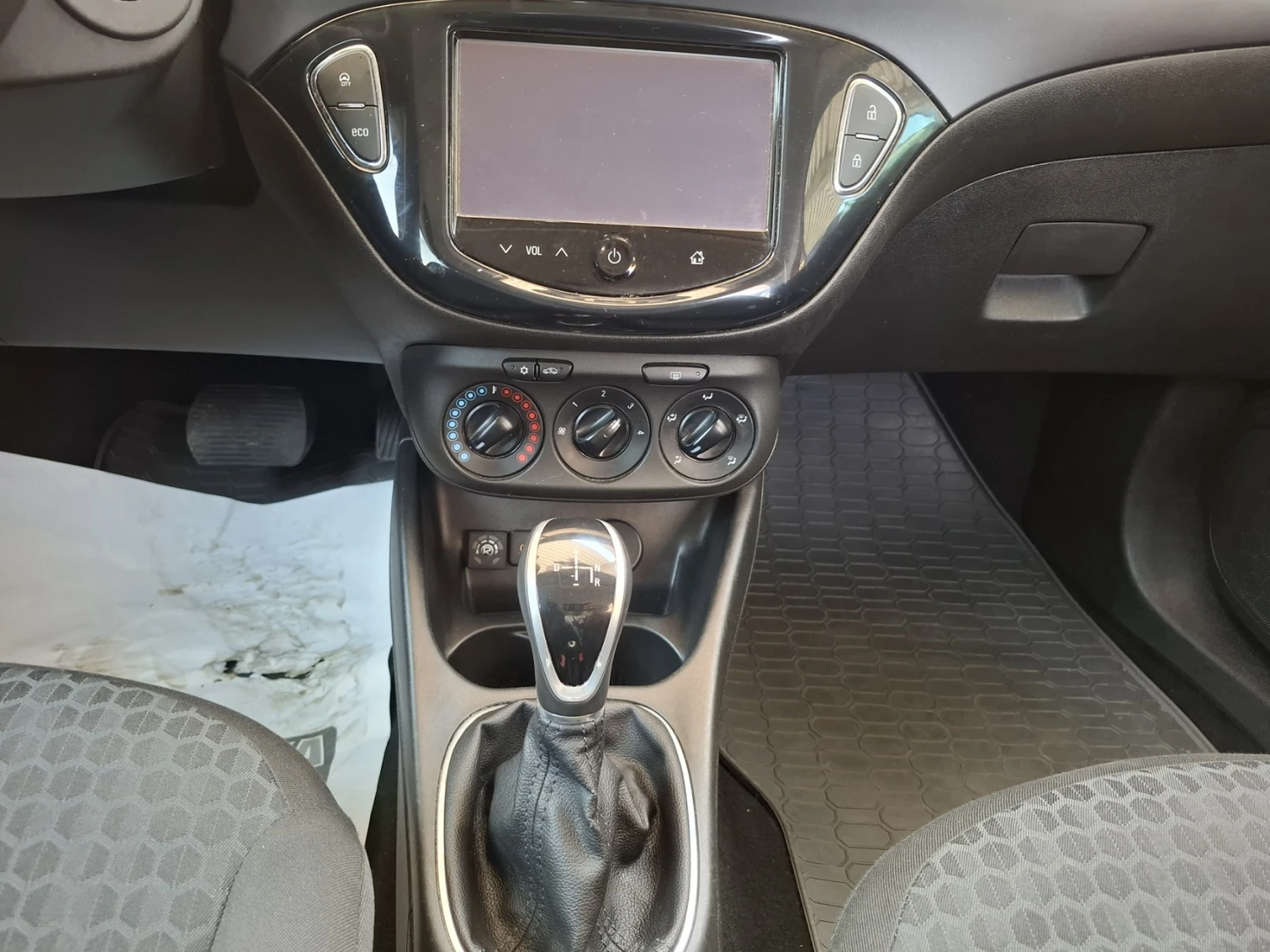 Opel Corsa 1.4* АВТОМАТИК* ГАЗ* 155020 к.м.EURO6, снимка 9 - Автомобили и джипове - 55557757
