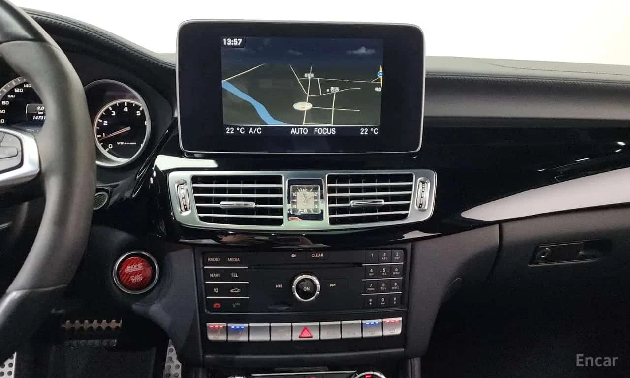 Mercedes-Benz CLS 63 AMG  4MATIC * ОПЦИЯ ЗА ФИНАНСИРАНЕ, снимка 14 - Автомобили и джипове - 55570003
