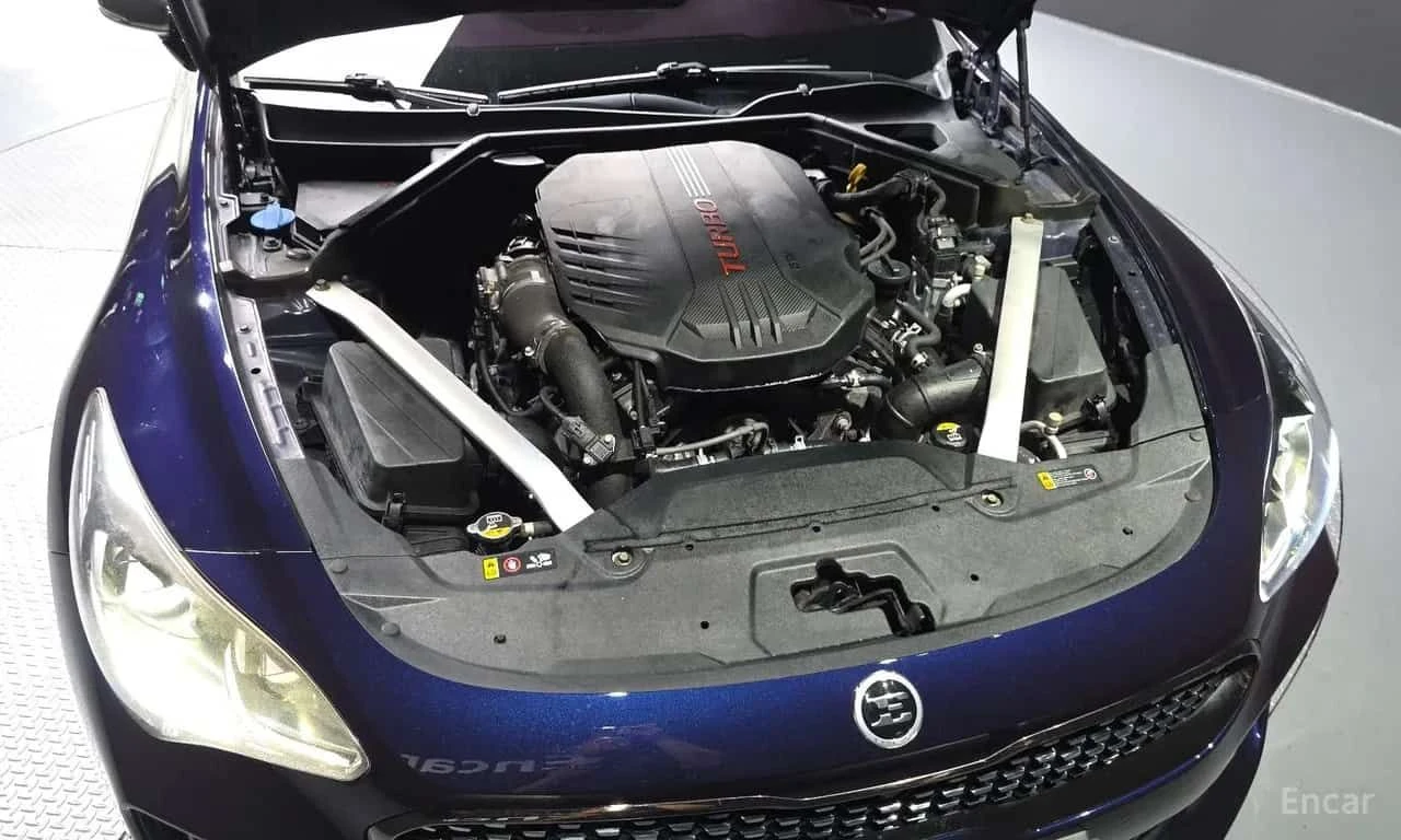 Kia Stinger * 3.3 Turbo AWD * ЦЕНА ДО БГ, снимка 17 - Автомобили и джипове - 55709507