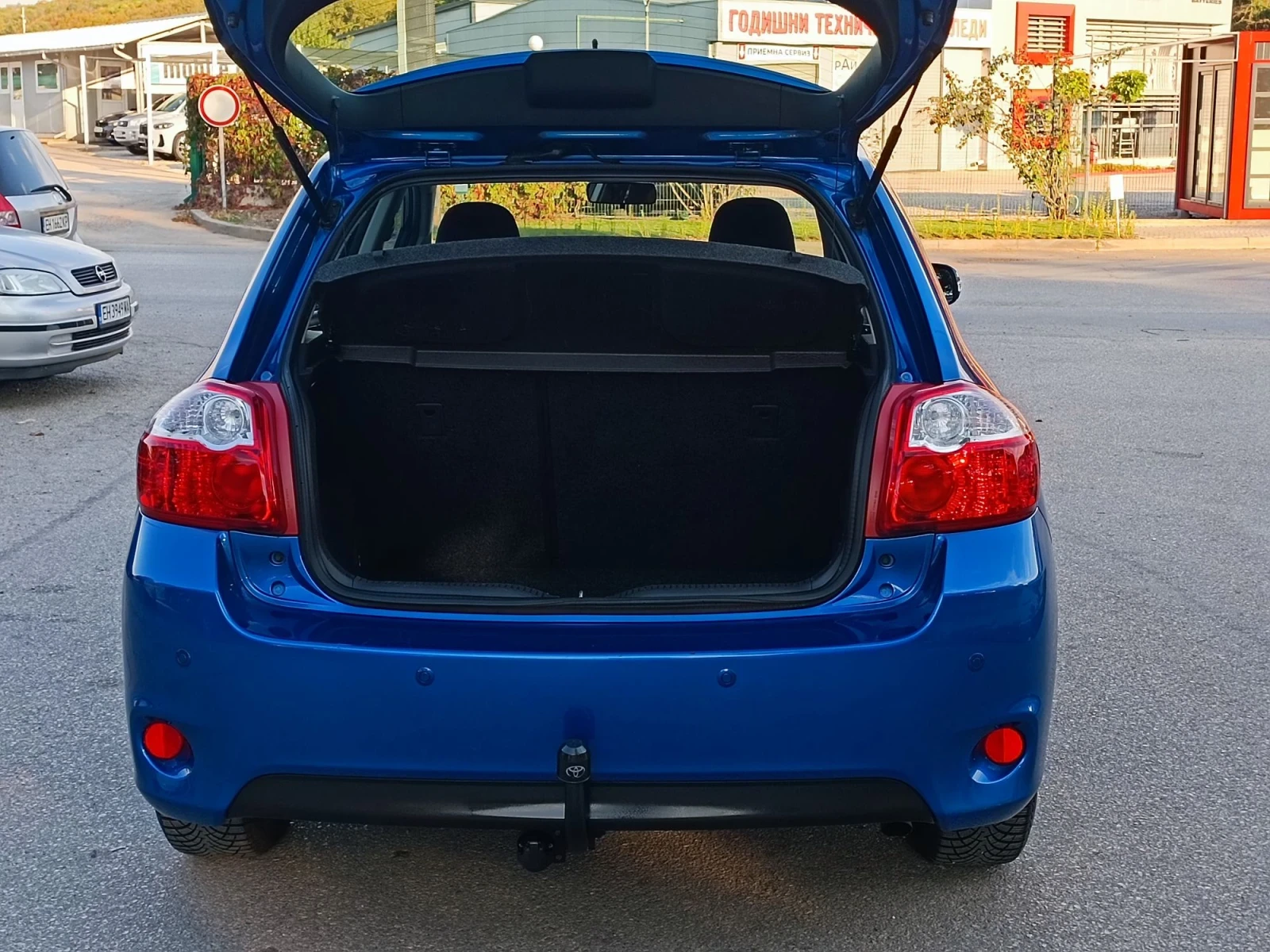 Toyota Auris 1.6i-132��-���������-�����-6��-NAVI | Mobile.bg � ����������� 4