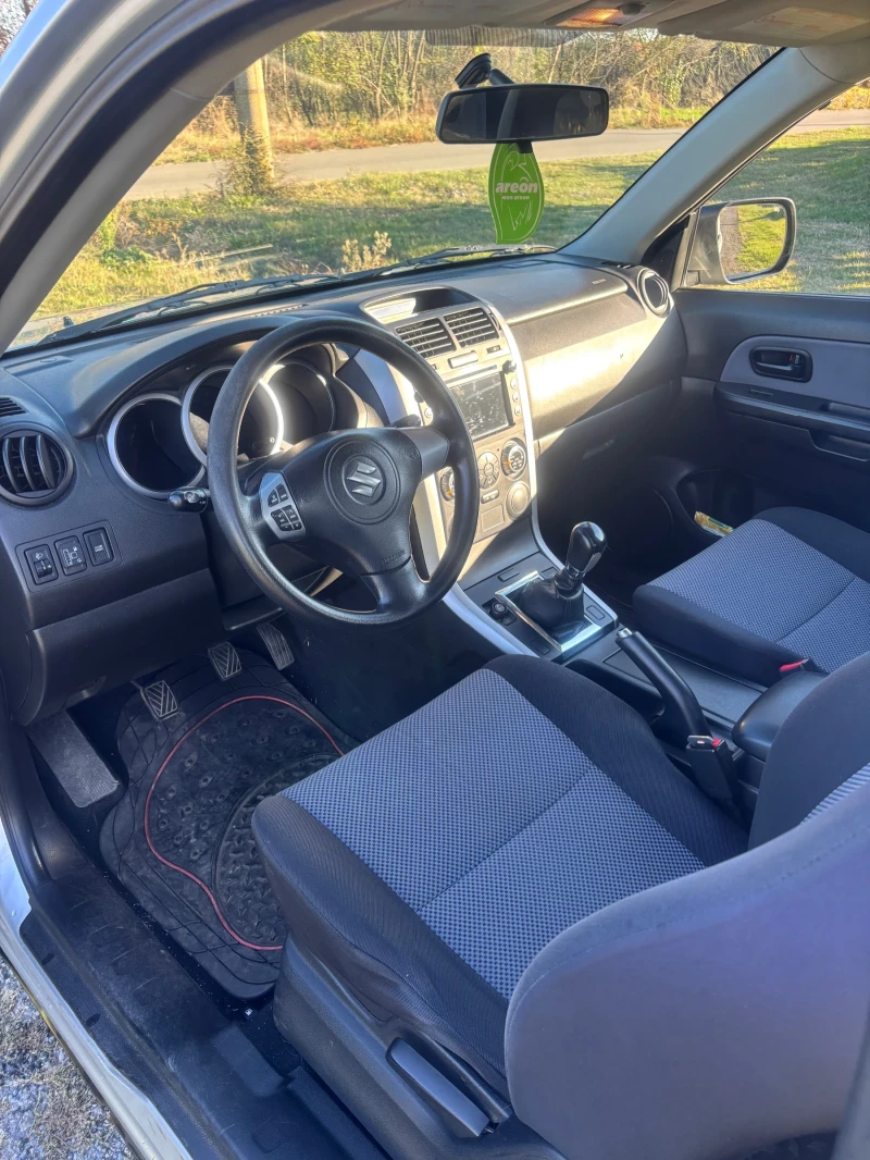 Suzuki Grand vitara, снимка 9 - Автомобили и джипове - 47667251