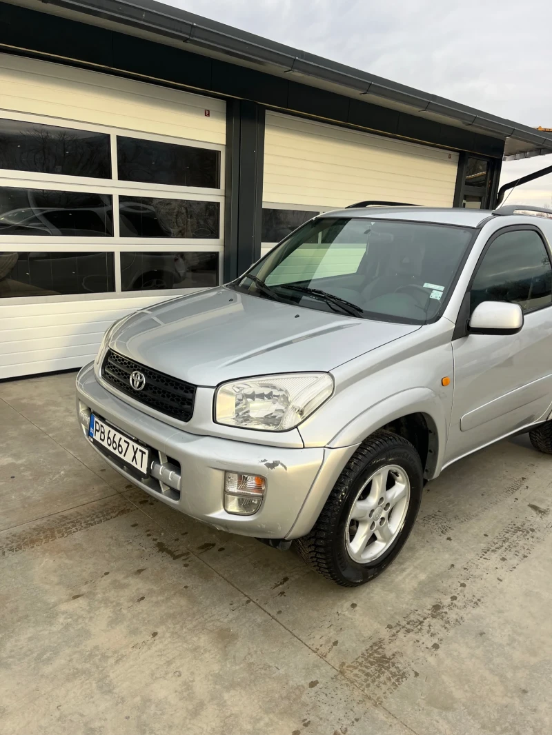 Toyota Rav4, снимка 2 - Автомобили и джипове - 48686114