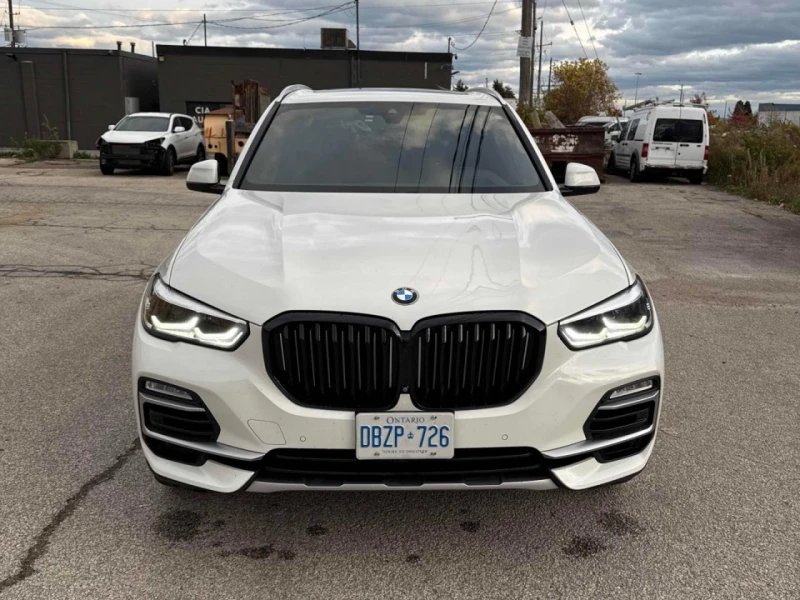 BMW X5 40i Xdrive (Carfax), снимка 2 - Автомобили и джипове - 52296478