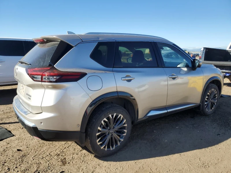 Nissan Rogue PLATINUM, снимка 4 - Автомобили и джипове - 52493716