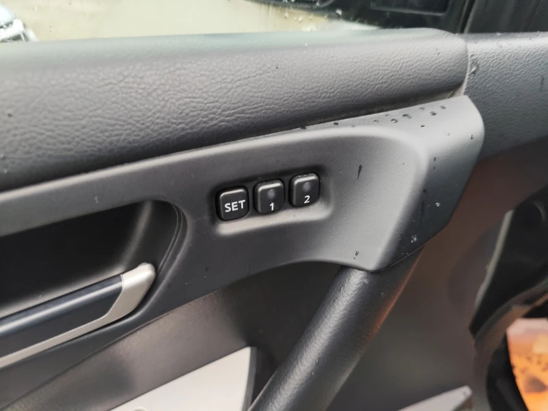 Nissan Murano 3.5i* 4X4* АВТОМАТИК* NAVI* CAMERA* КОЖА* XENON* , снимка 7 - Автомобили и джипове - 53020641