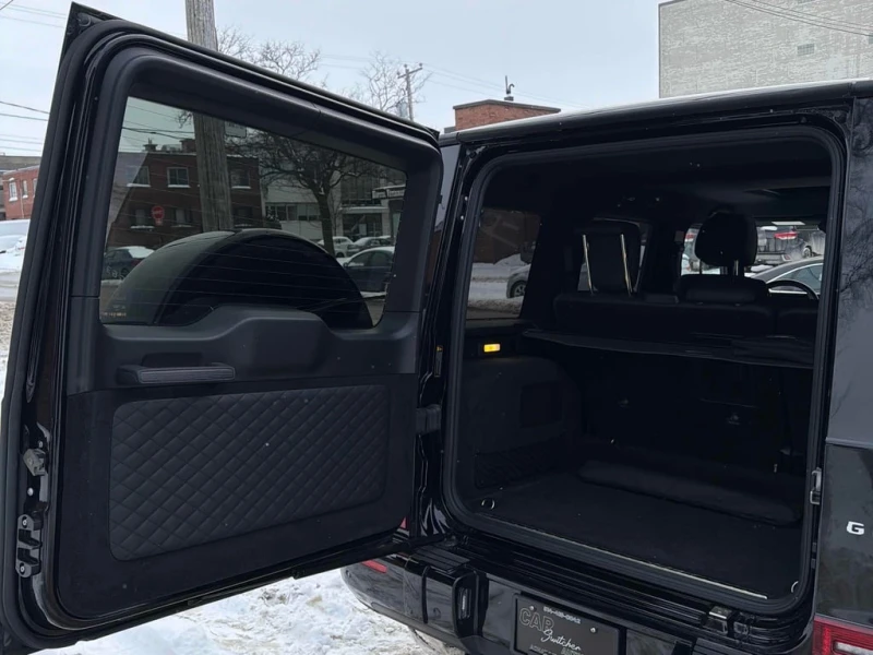 Mercedes-Benz G 63 AMG * CARFAX /DISTRONIC/360/BURMESTER/ОБДУХВАНЕ, снимка 16 - Автомобили и джипове - 53452840