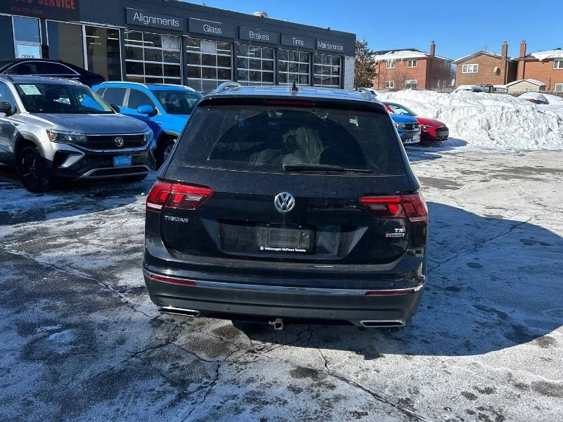 VW Tiguan * Highline * CARFAX * КОМПЛЕКТ ГУМИ * ПОДГРЕВИ - изображение 4