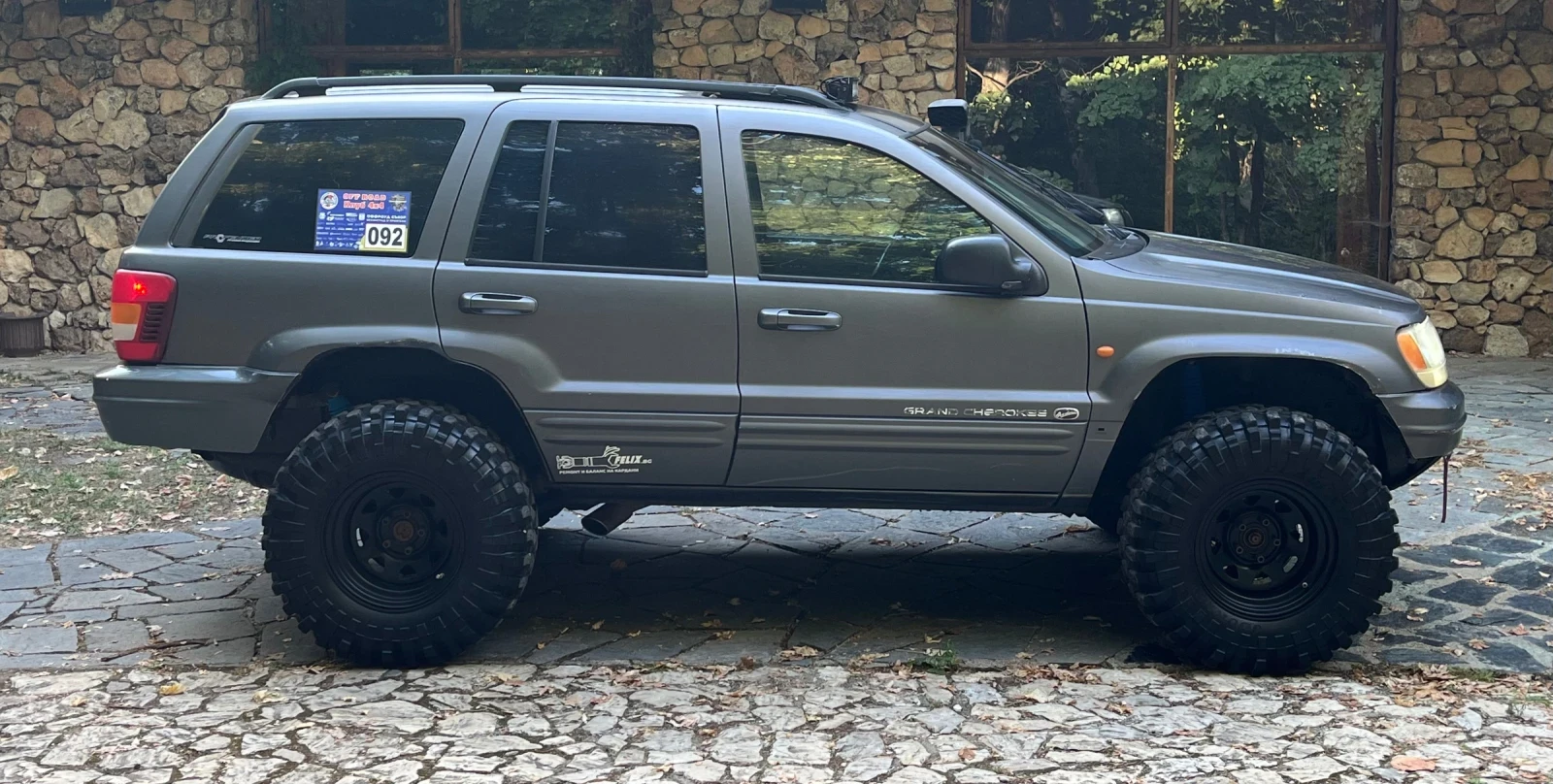 Jeep Grand cherokee 4.7HO* QUADRA DRIVE* ГАЗ* ОТЛИЧЕН* СОБСТВЕН ЛИЗИНГ - изображение 6