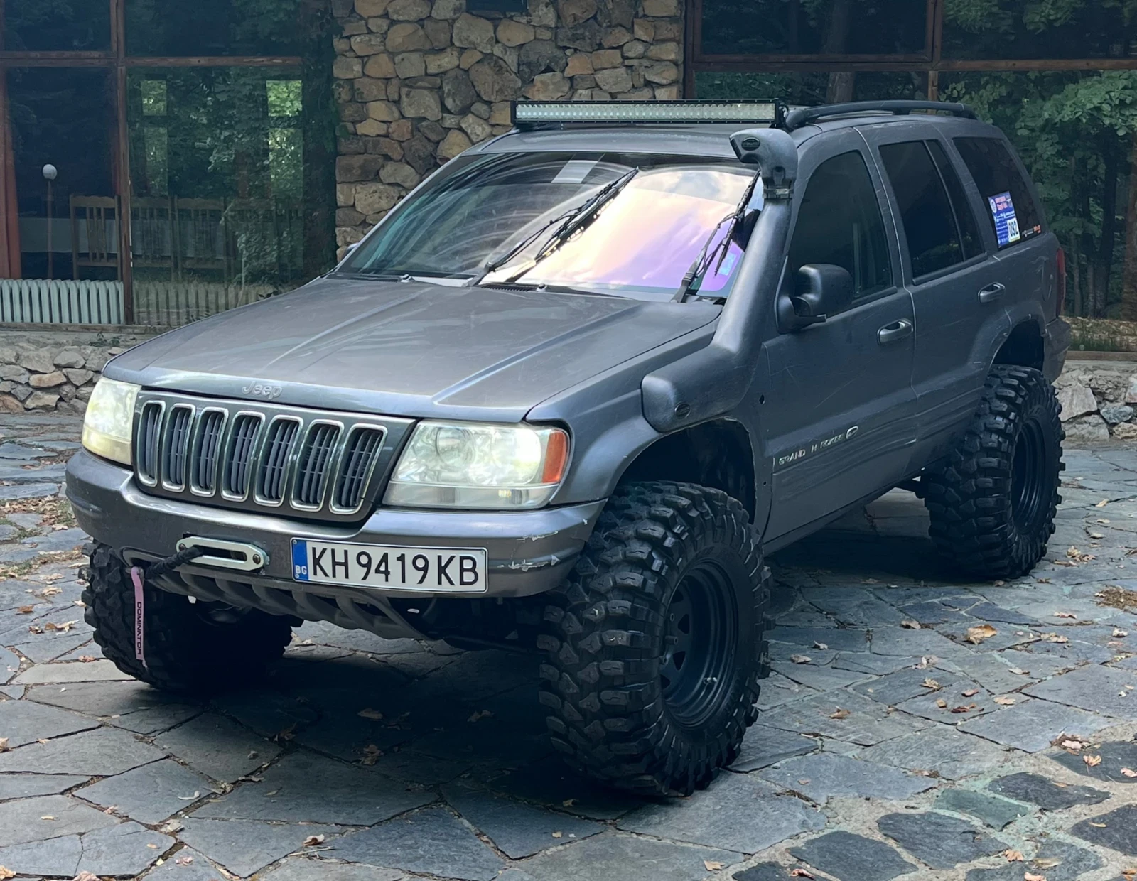 Jeep Grand cherokee 4.7HO* QUADRA DRIVE* ГАЗ* ОТЛИЧЕН* СОБСТВЕН ЛИЗИНГ - изображение 4