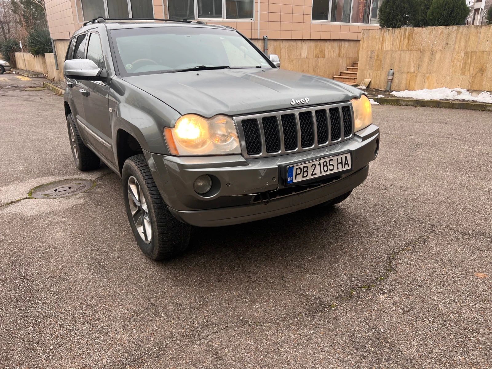 Jeep Grand cherokee 5.7 hemi overland - изображение 6