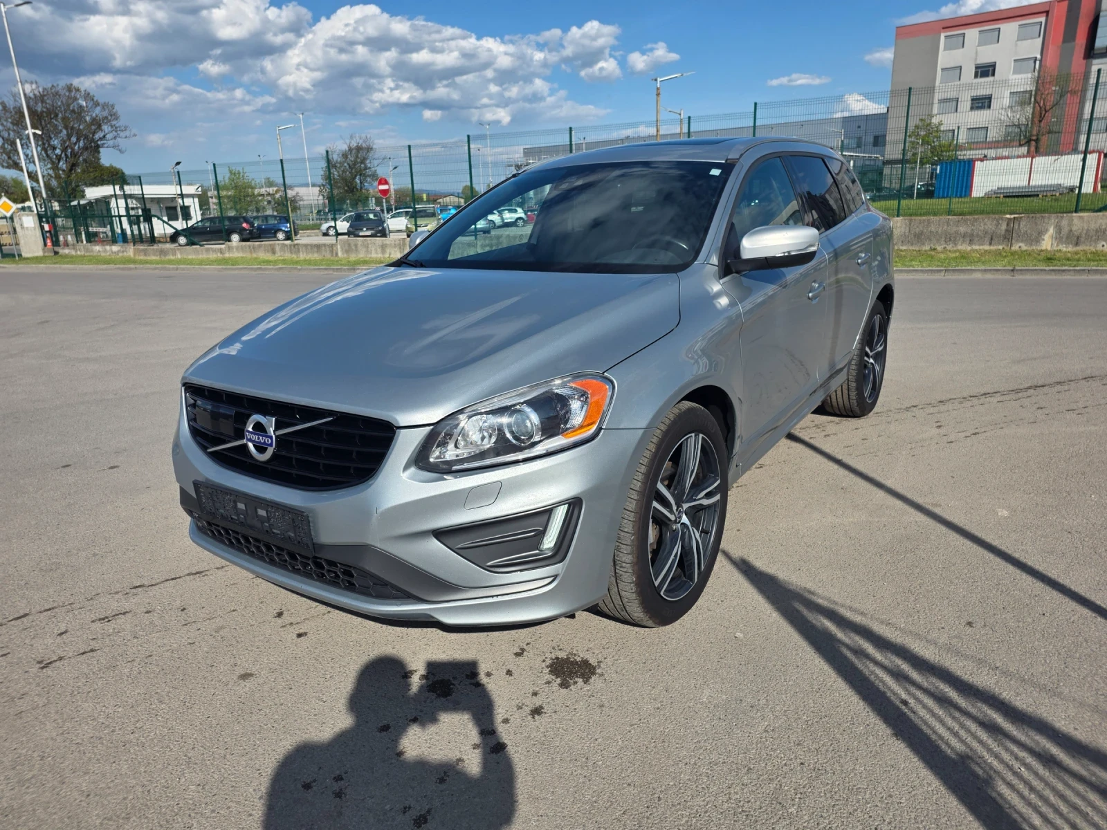 Volvo XC60 T6 AWD R-DESIGN