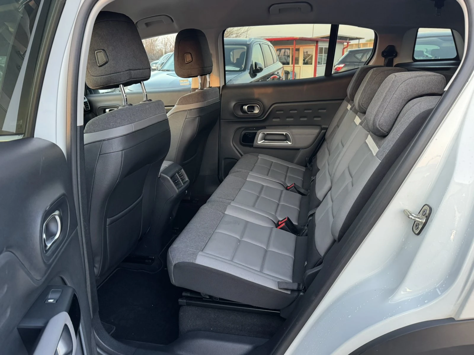 Citroen C5 Aircross 2.0HDI, снимка 8 - Автомобили и джипове - 53864069