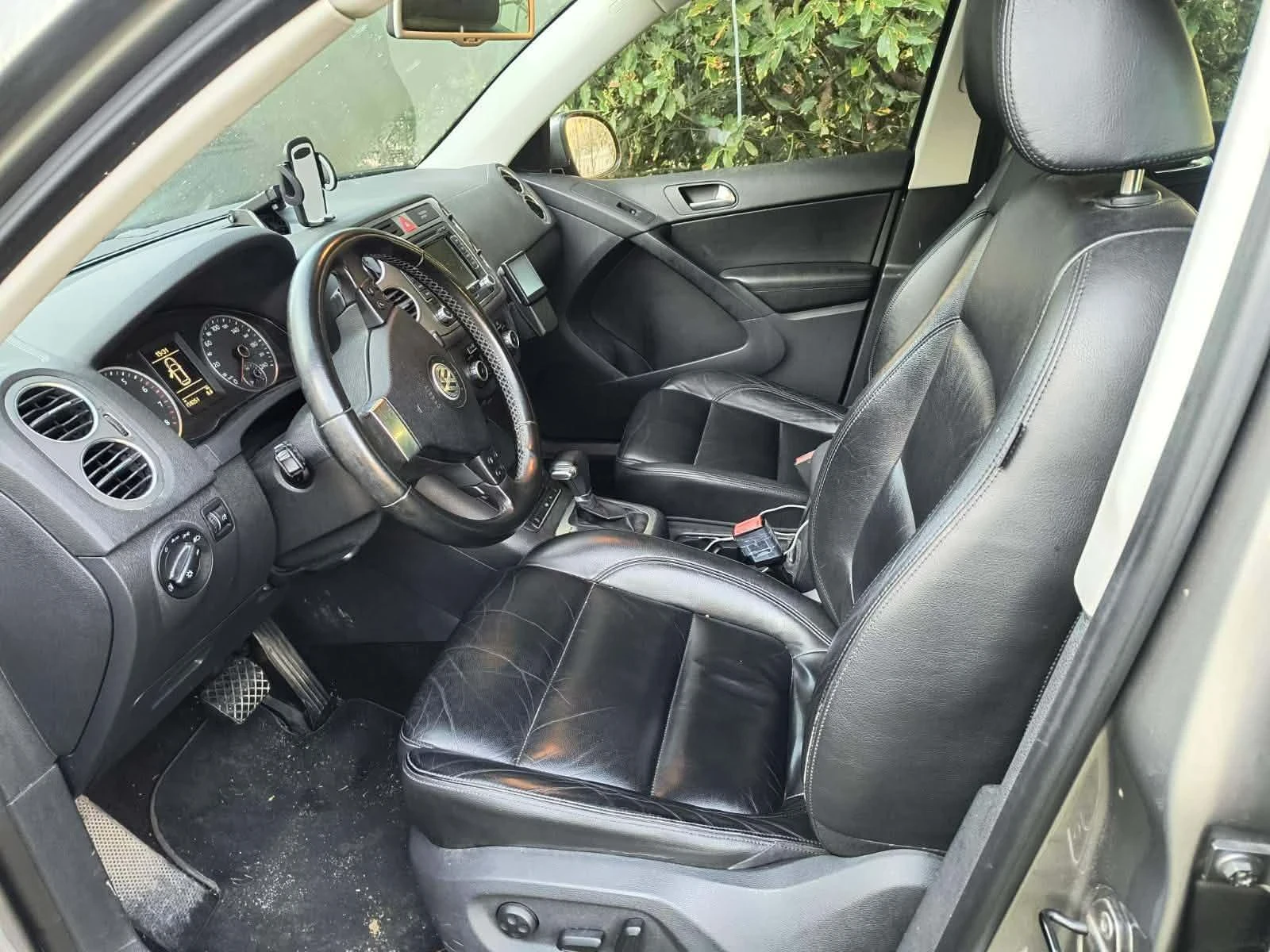 VW Tiguan, снимка 4 - Автомобили и джипове - 54622318