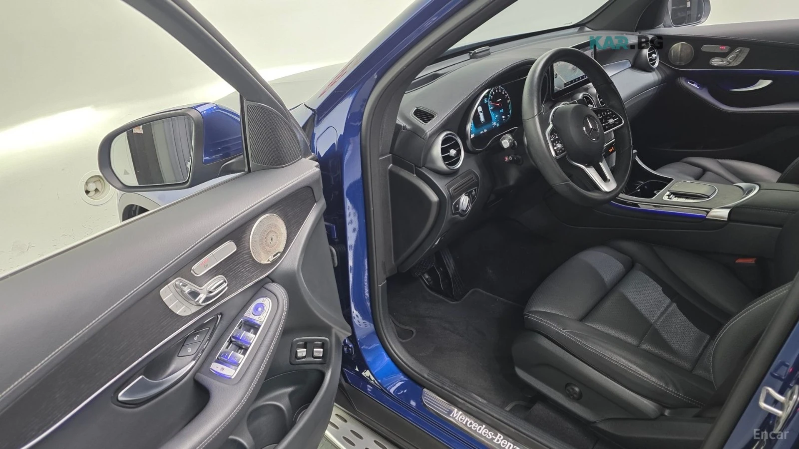 Mercedes-Benz GLC 300 е/4matic/Plug-In/Drive-assists/Panoroof, снимка 5 - Автомобили и джипове - 55406042