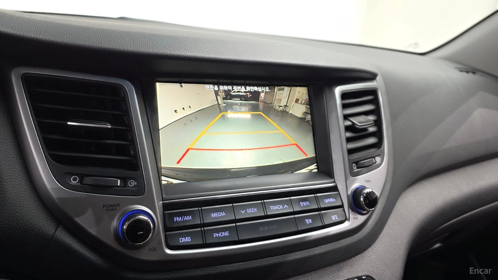 Hyundai Tucson 2WD MODERN* КОЖА* ПОДГРЕВ* НАВИ* КАМЕРА* HIPASS, снимка 12 - Автомобили и джипове - 55559465