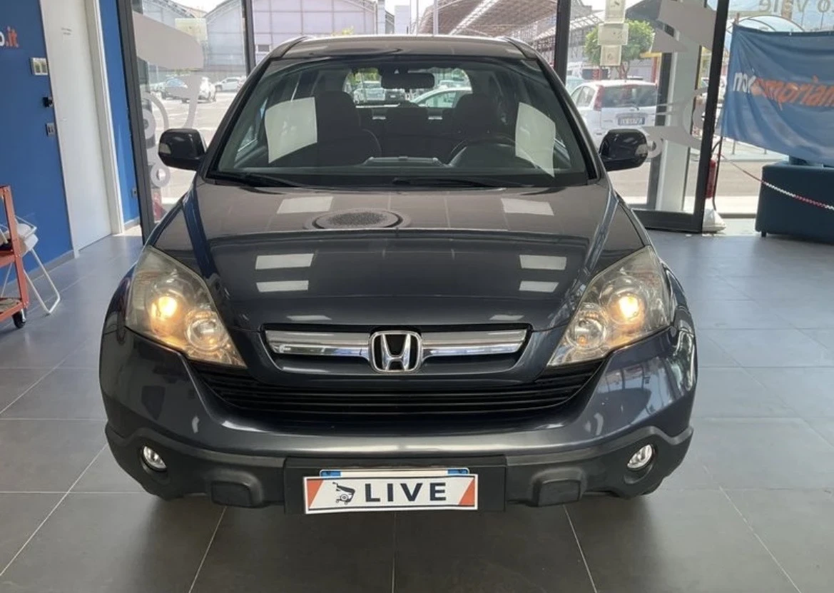 Honda Cr-v 2.2 CTDI, снимка 2 - Автомобили и джипове - 55777133