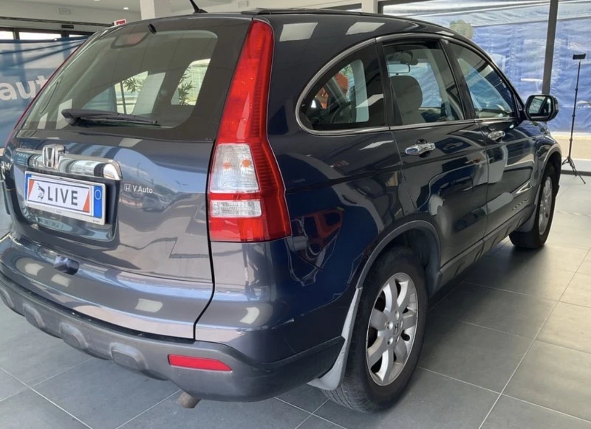 Honda Cr-v 2.2 CTDI, снимка 4 - Автомобили и джипове - 55777133