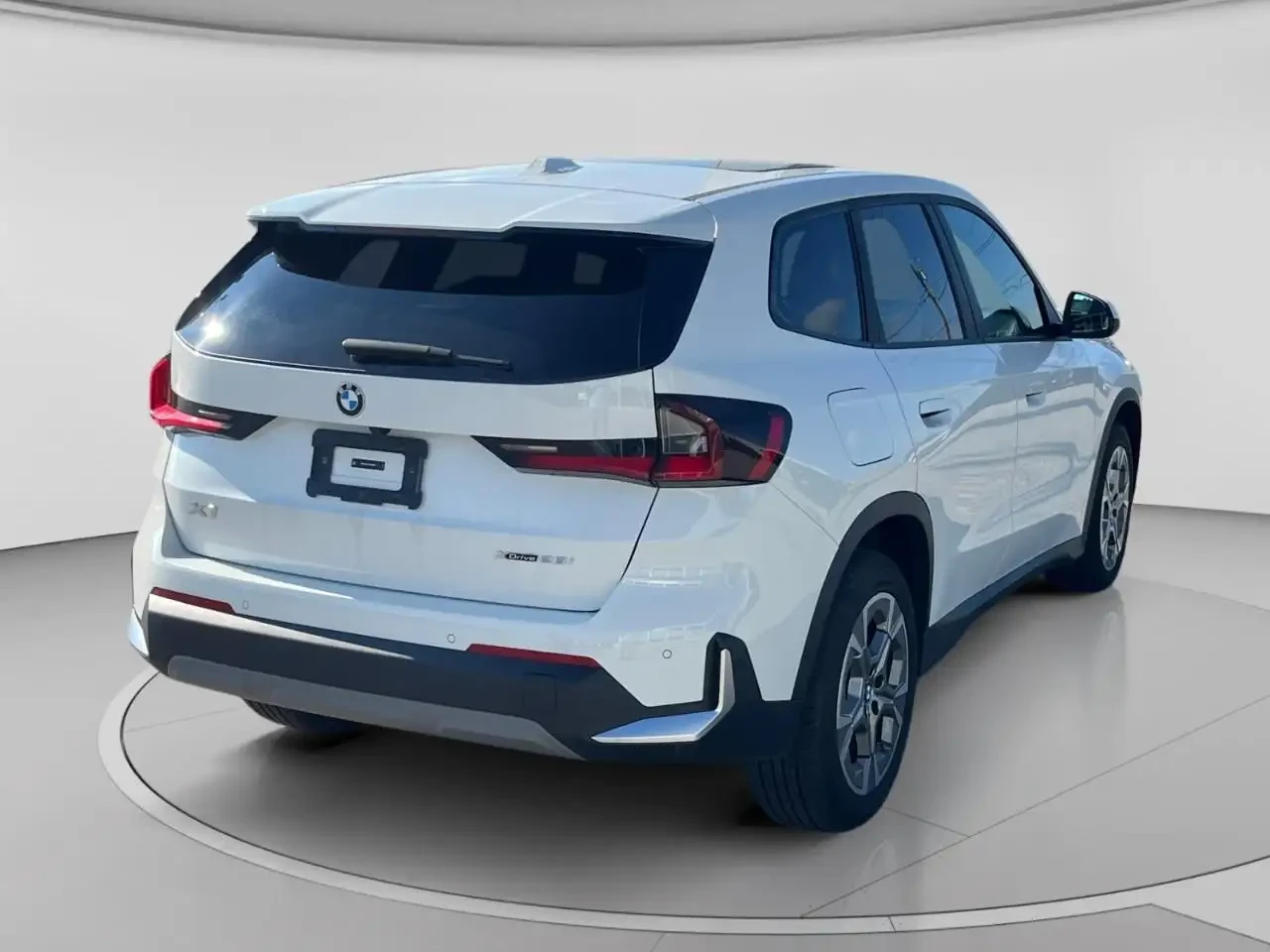 BMW X1, снимка 5 - Автомобили и джипове - 56180751