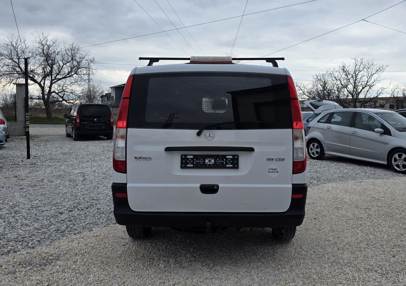 Mercedes-Benz Vito 111 CDI, снимка 6 - Бусове и автобуси - 54012080